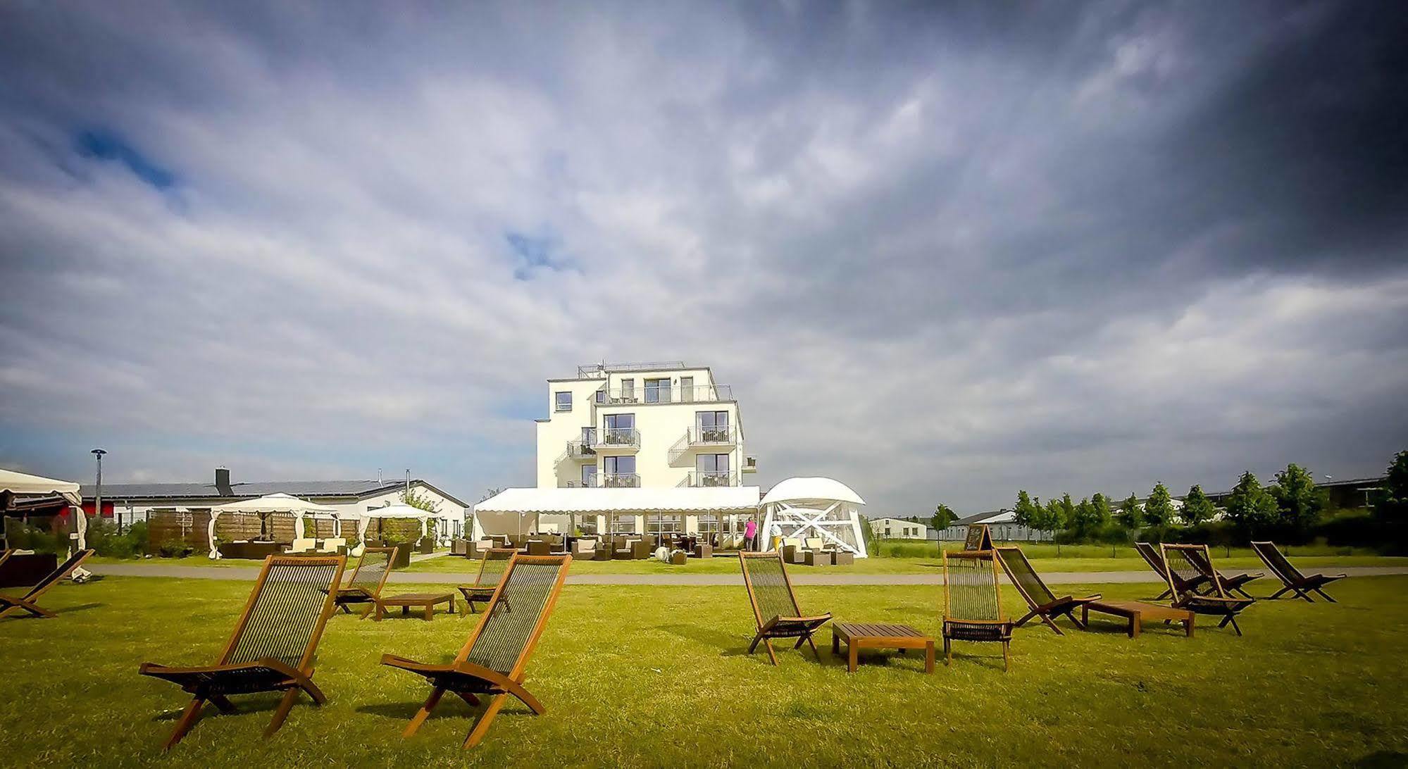 Hotel Warnow 로스토크 외부 사진