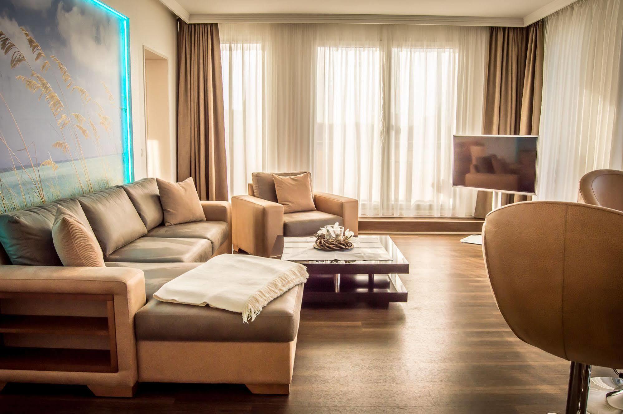 Hotel Warnow 로스토크 외부 사진